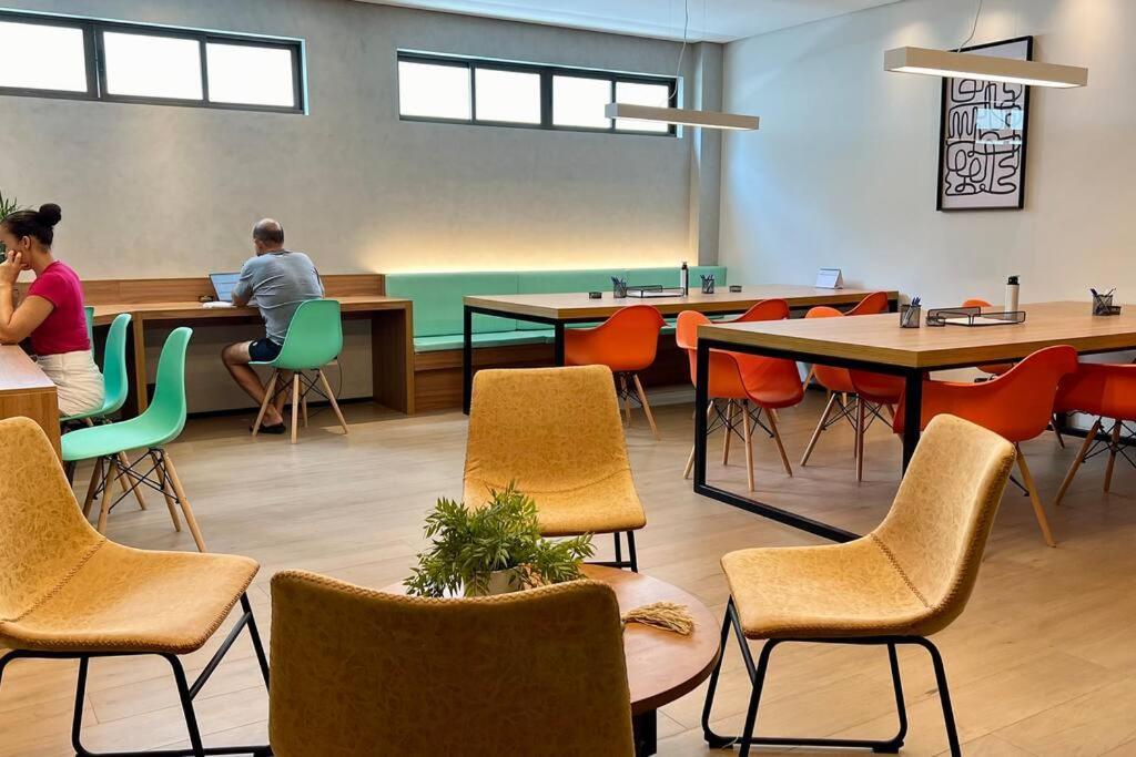 Apartment Smart 1103 Na De Ponta - Piscina - Academia - Ar Na Sala - Coworking - A 200m Da